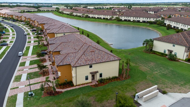 Building Photo - 20457 Lagente Cir