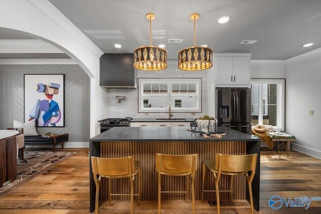 Building Photo - 363 Mose Chapel Rd