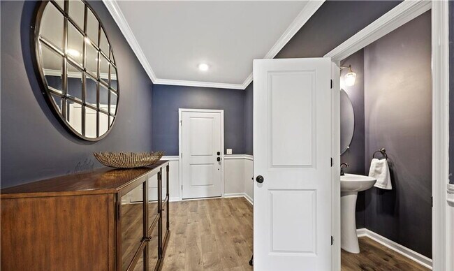 Building Photo - 167 Benelli Dr