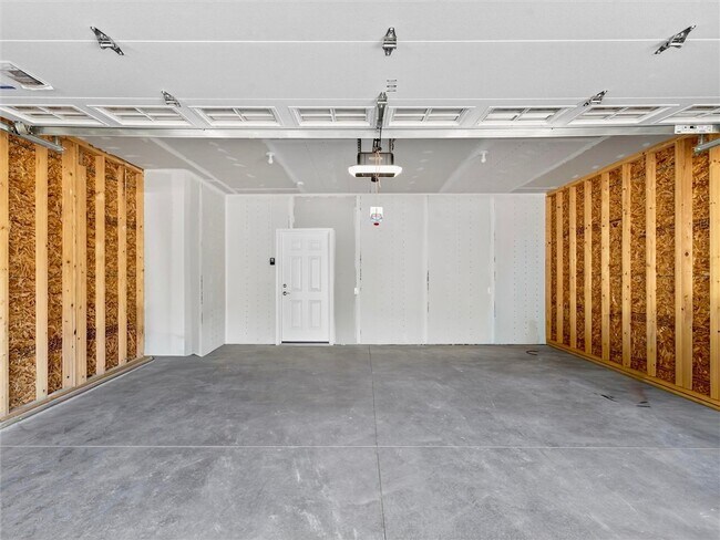 Building Photo - 1119 Wall Rd