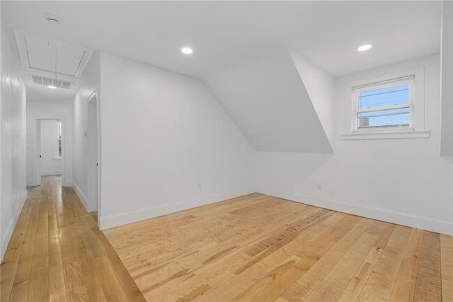 Building Photo - 30 Cypress St