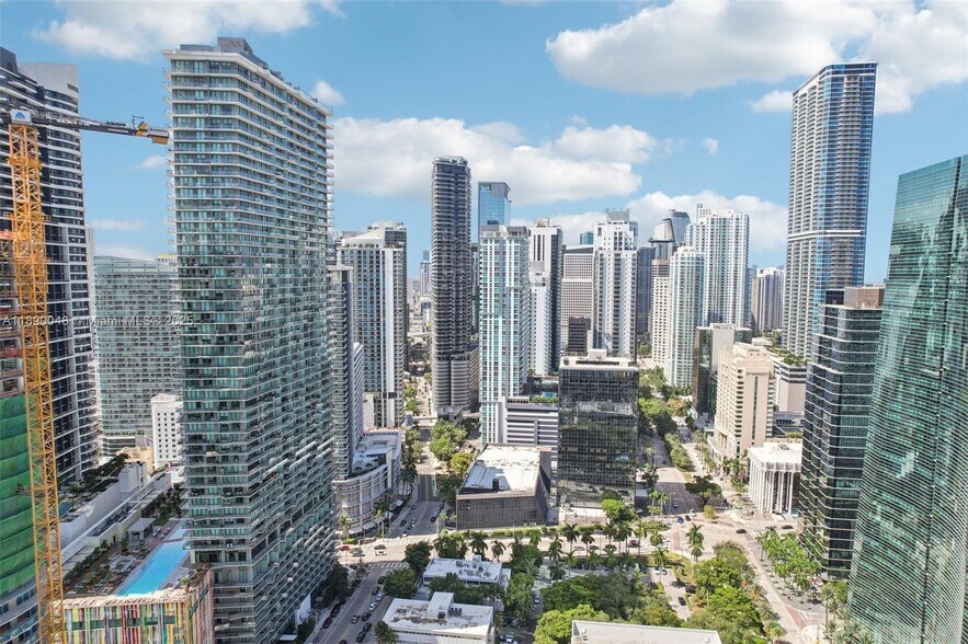 Building Photo - 1300 S Miami Ave