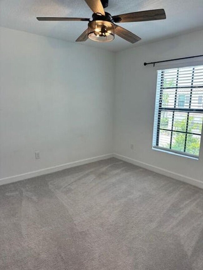 Building Photo - 4504 Hartwell Ln