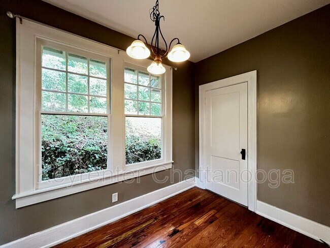 Building Photo - 1347 Hixson Pike