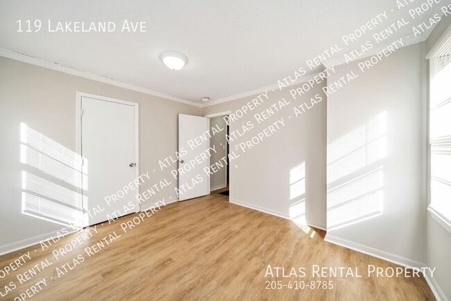 Building Photo - 119 Lakeland Ave