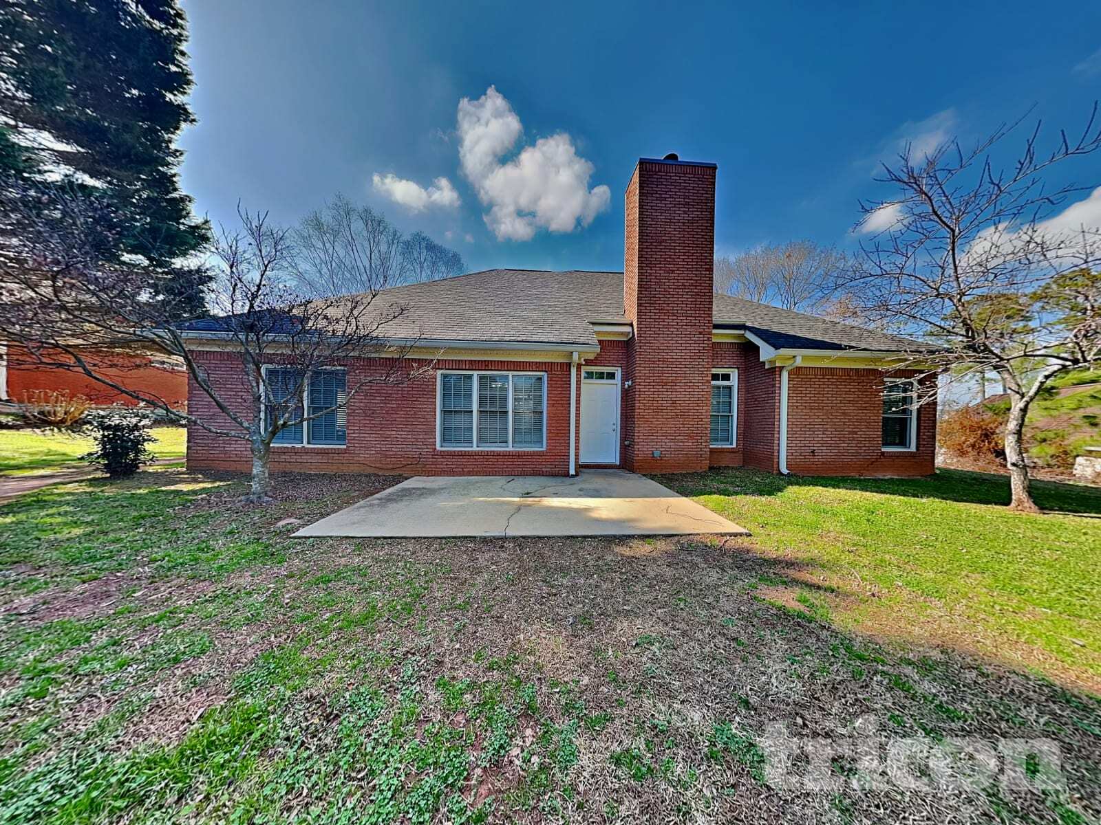 Building Photo - 160 Wisteria Way