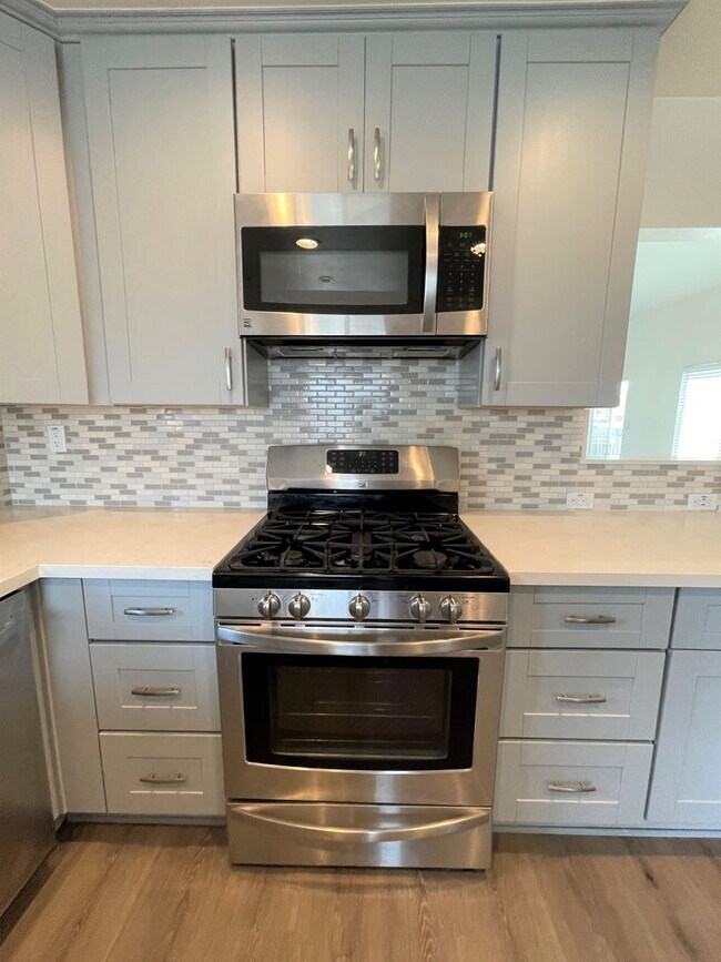 Building Photo - Oxnard Shores- Completely Remodeled & Steps to the Sand!