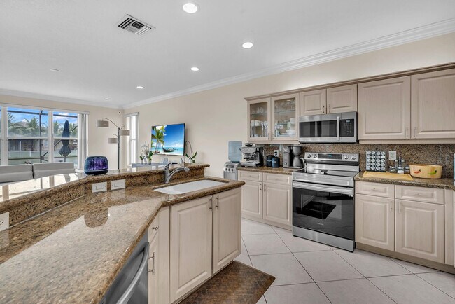 Building Photo - 16389 SW 31st St