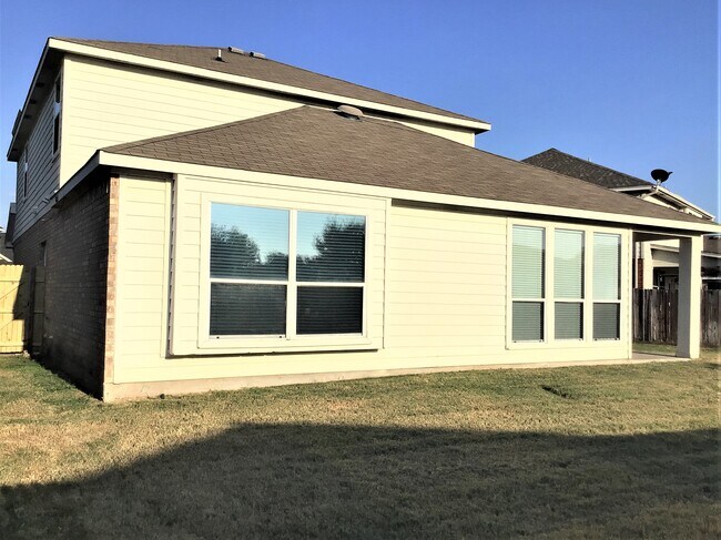 Building Photo - 9701 Brenden Drive