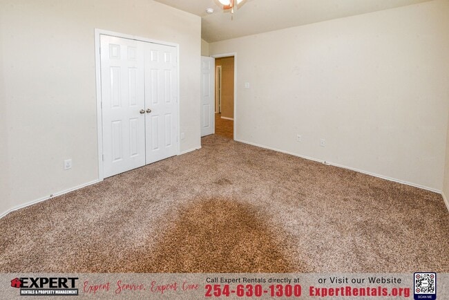 Building Photo - Enchanting 4-bedroom, 2-bathroom home nest...