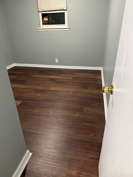 Building Photo - 1601 Steadmantown Ln