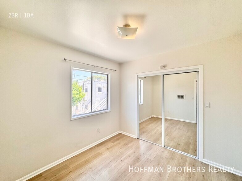 Building Photo - 5419 Harold Way