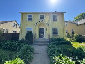 Building Photo - 1504 Queen Ave N