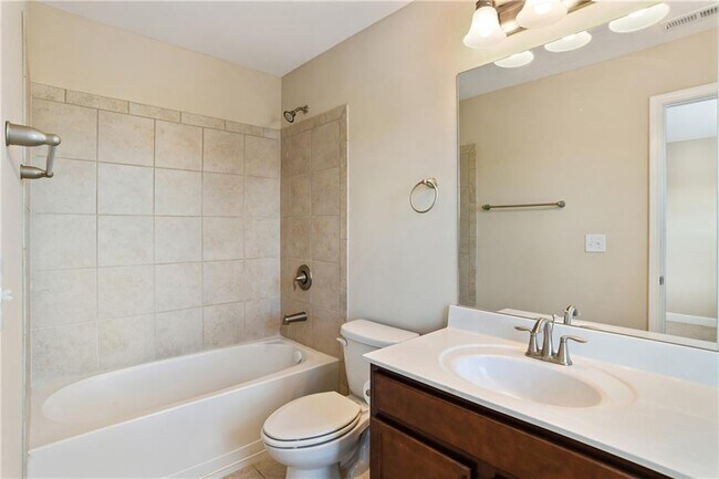 Building Photo - 4835 Edgemoore Trce