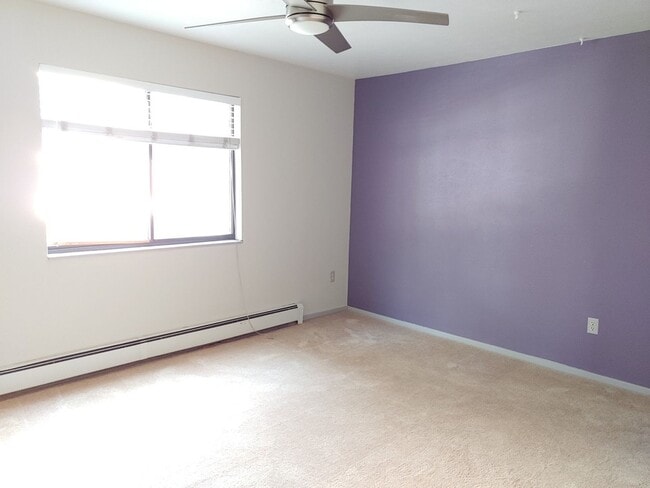 Building Photo - BEAUTIFUL 2 Bed 2 Bath Condo in Aspen Grove North Boulder