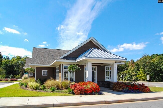 Building Photo - 414 Tulip Way
