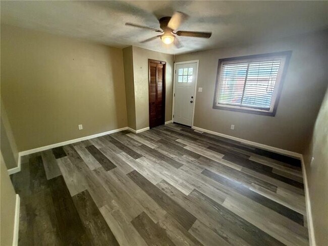 Building Photo - 254 Bailies Run Rd