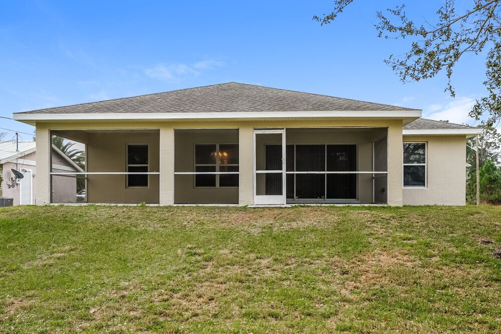 Building Photo - 5210 6th St W