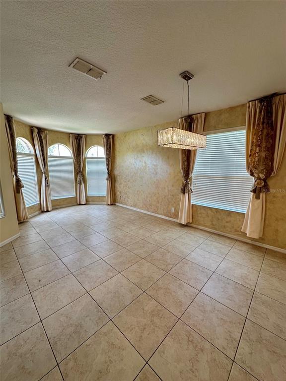 Building Photo - 2367 Brewerton Ln