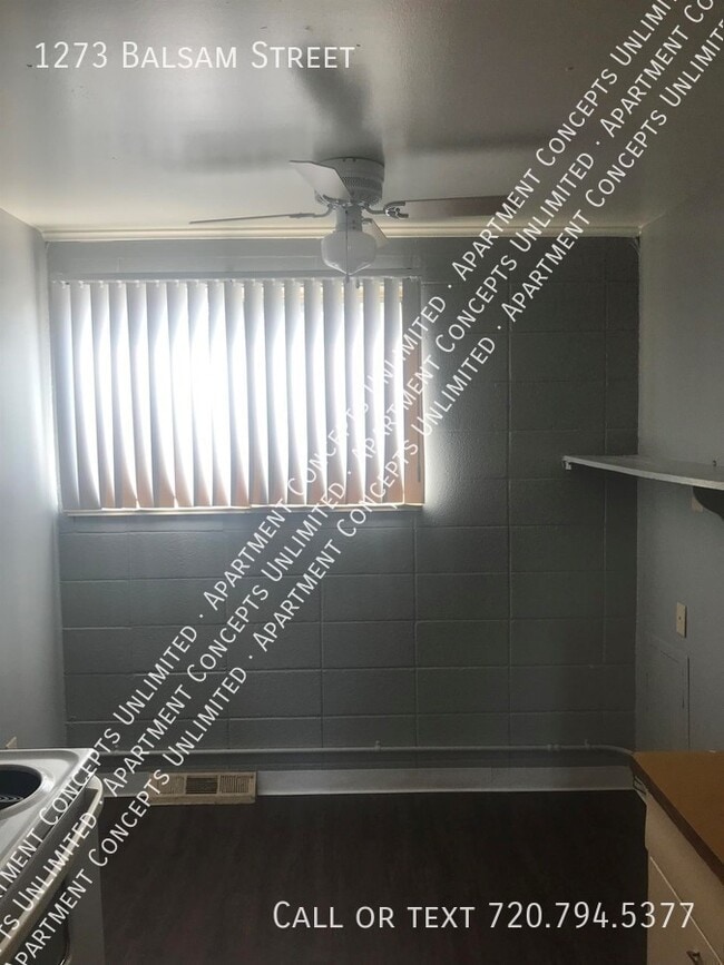 Building Photo - 1273 Balsam St