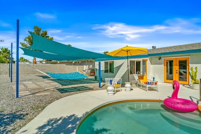 Building Photo - 2627 N Cerritos Rd