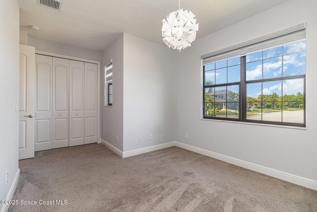 Building Photo - 2991 Casterton Dr