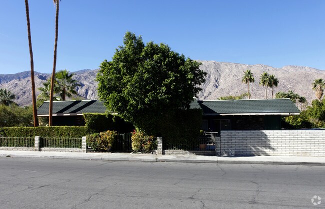 Primary Photo - 621 S Warm Sands Dr