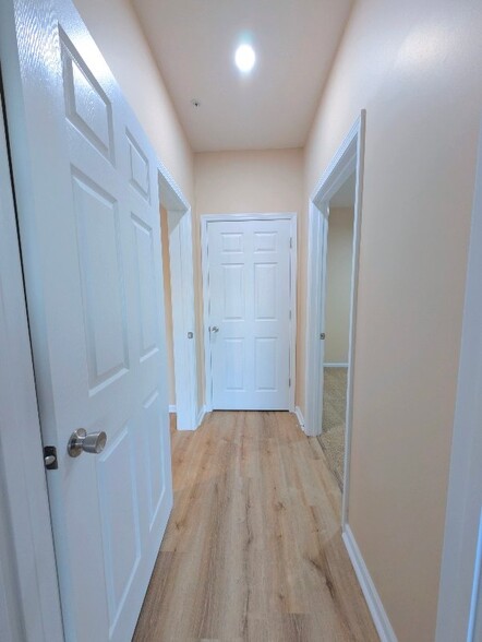 Building Photo - 15029 Santa Lucia Dr