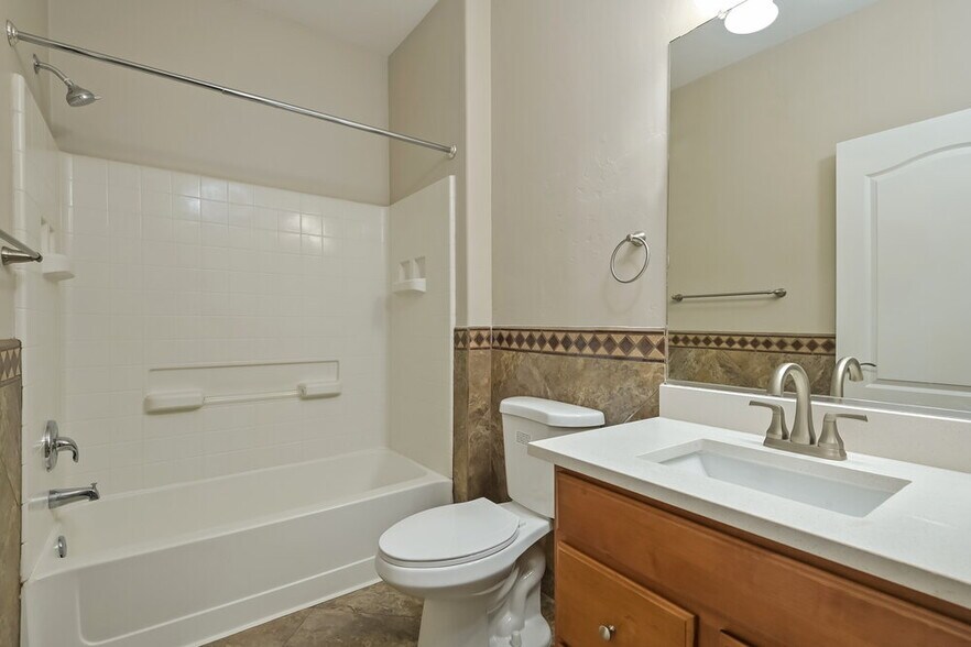 Building Photo - 11621 W Stone Hearth St