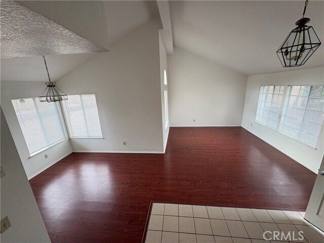 Building Photo - 1524 Canterbury Cir