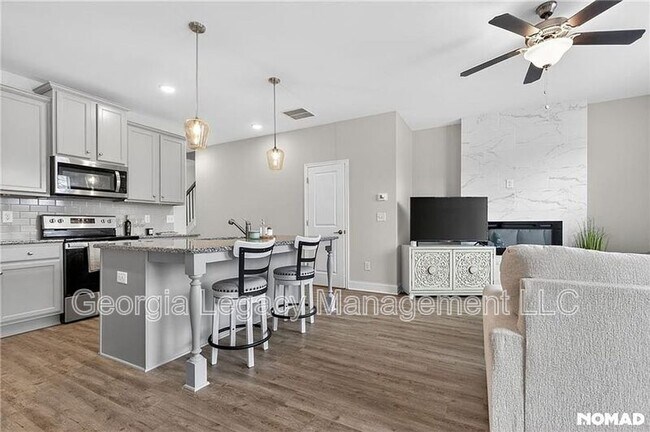 Building Photo - 110 Greenview Ct