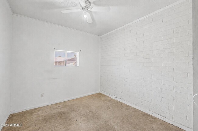 Building Photo - 5527 W Cortez St