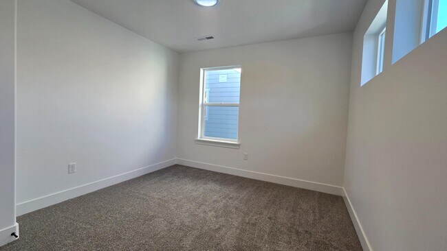 Building Photo - 1017 N 3620 W