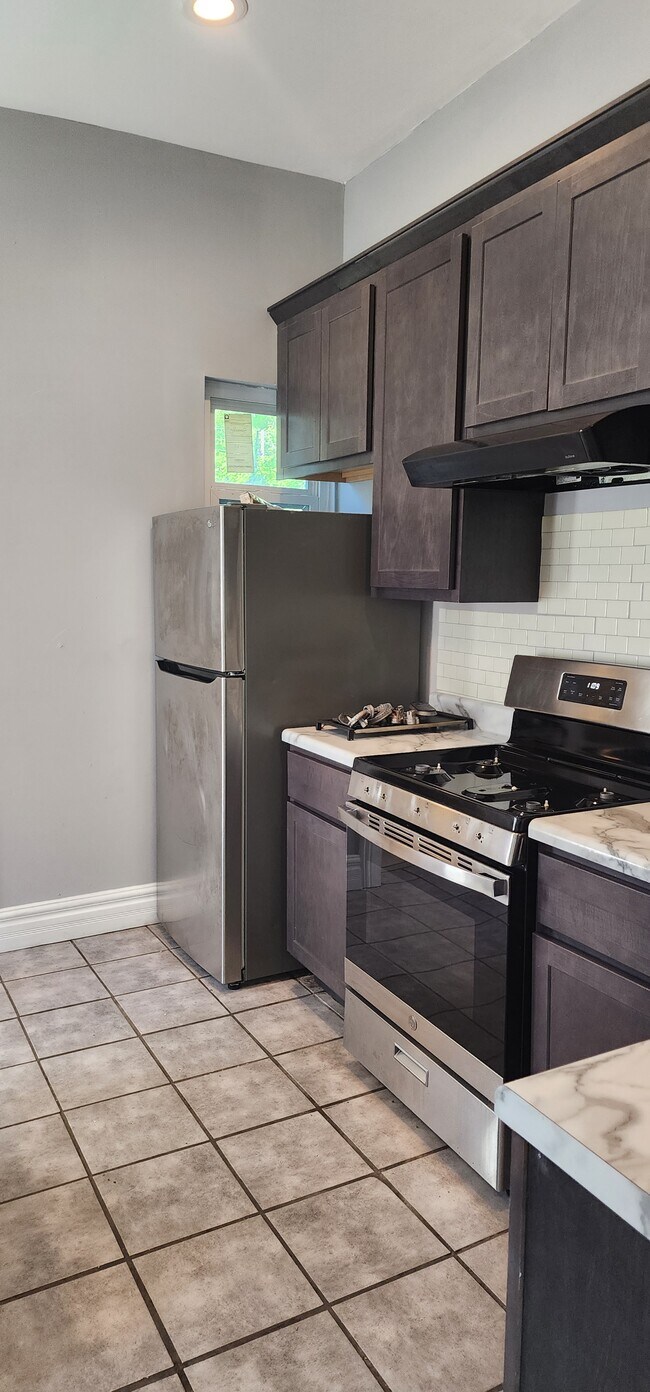 Building Photo - 4277 Margaretta Ave