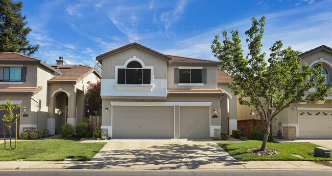 Building Photo - 6687 Brook Falls Cir