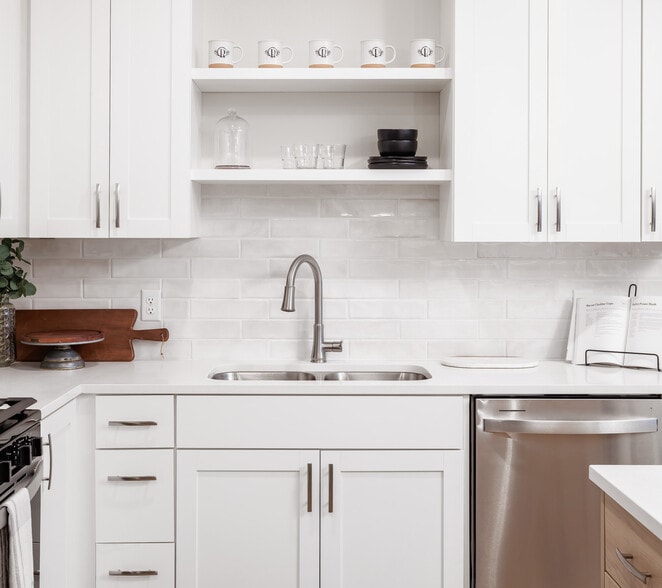 Building Photo - The Reserve at Mendota Village