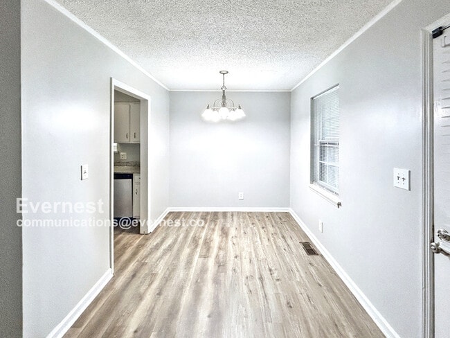 Building Photo - 4280 Valley Grove Dr