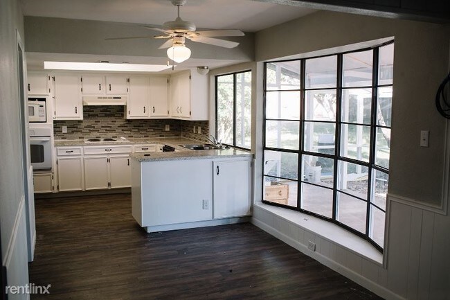 Building Photo - 3 br, 2 bath House - 204 Blessing Ranch Rd