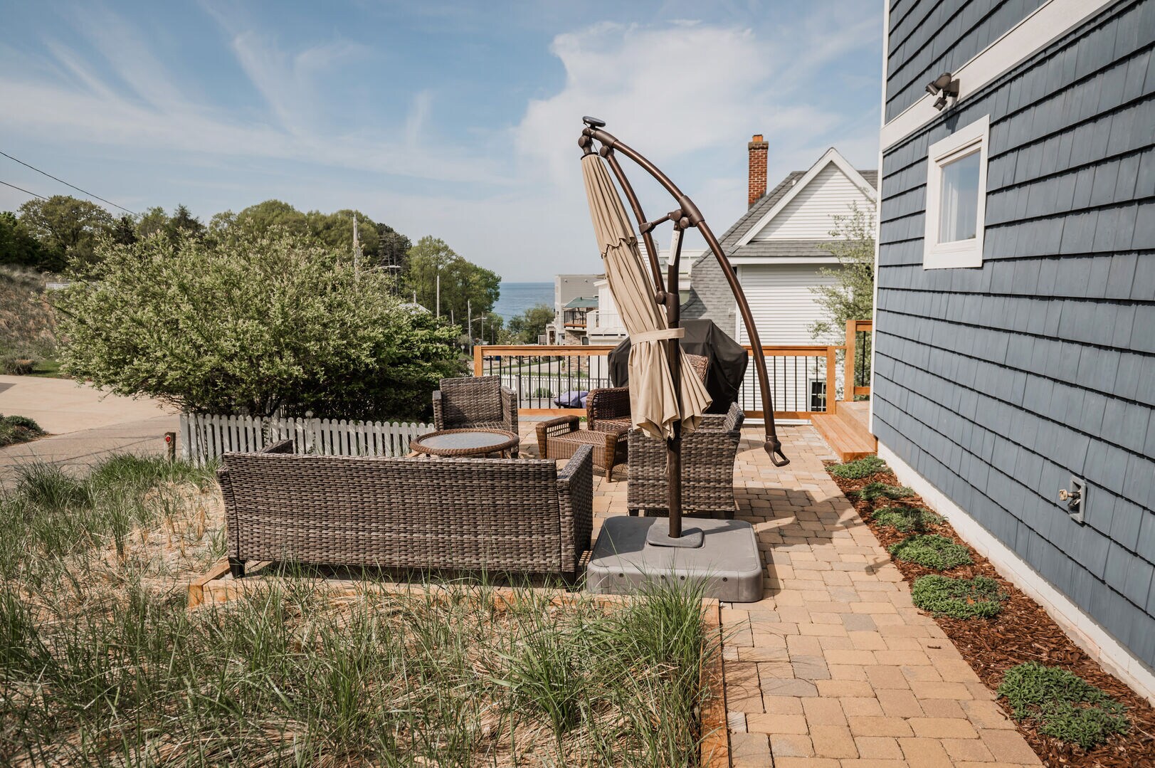 Building Photo - 150 Prospect St