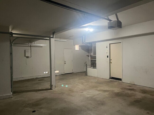 Building Photo - Bridlevale Community 4 bedroom