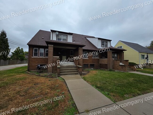 Primary Photo - 625 Roosevelt Dr