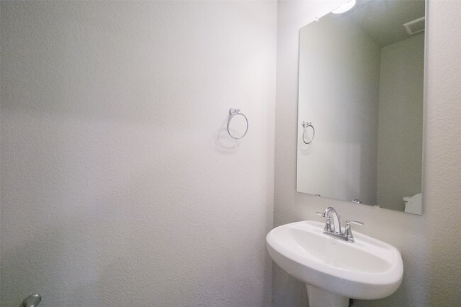 Building Photo - 6434 New York St