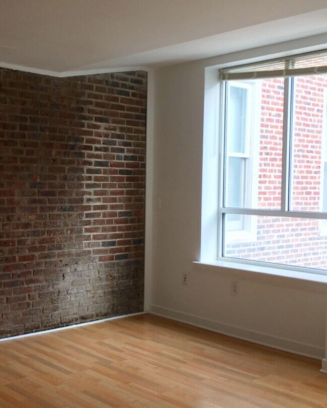 Building Photo - Loft Style 2 bedroom in East Falls