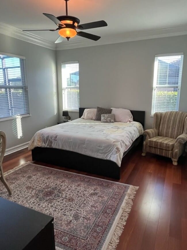 Building Photo - 12561 Lake Run Dr