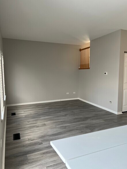 Building Photo - 16630 W Natoma Dr