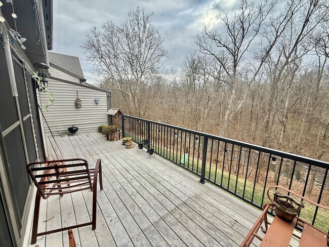 Building Photo - 1632 Shady Cove Ln