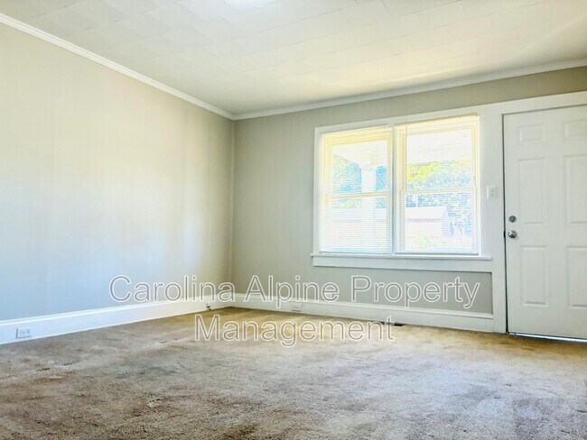 Building Photo - 1011 Horton Ave