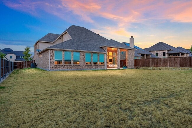 Building Photo - 1600 Wichita Dr