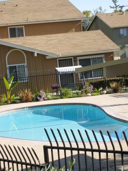 Pool very close home - 10460 Caminito Sulmona