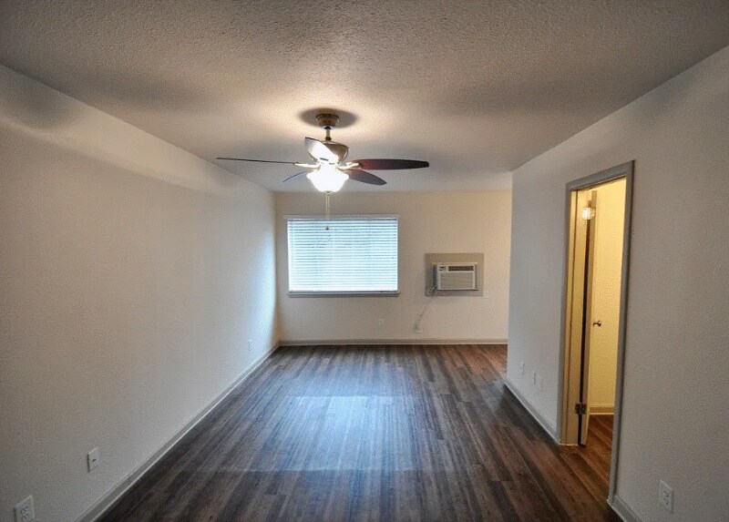 Building Photo - 4101 Douglas Ave